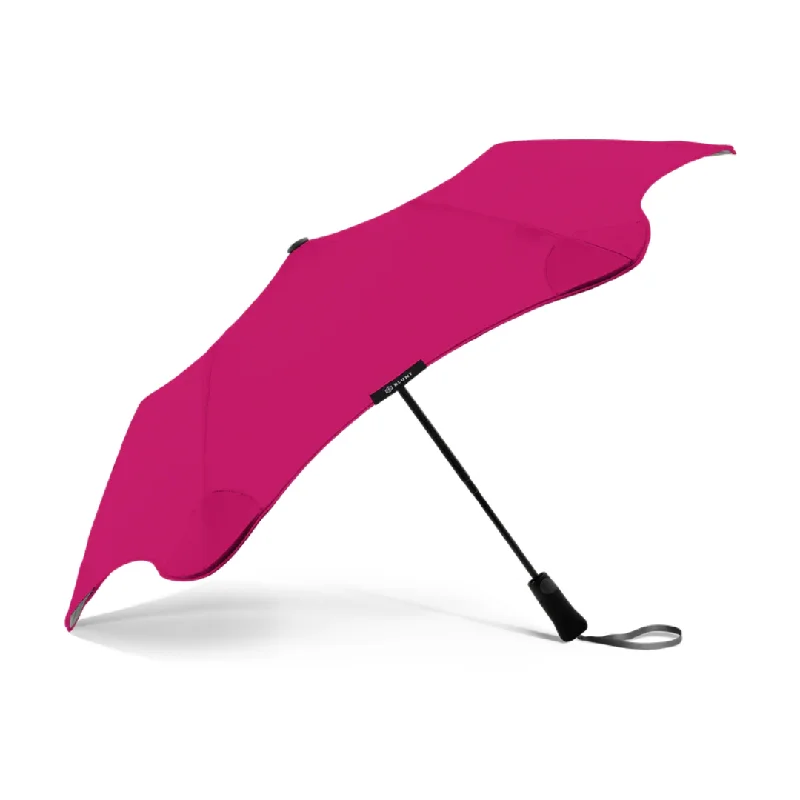 - Car dog seat beltBlunt Umbrella Metro Pink