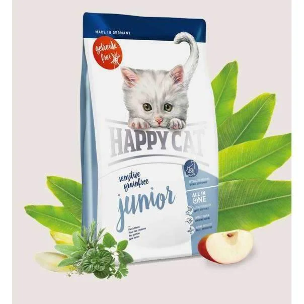 8. **Dog snack bag is portable**Happy Cat Sensitive Grainfree Junior - 4 kg